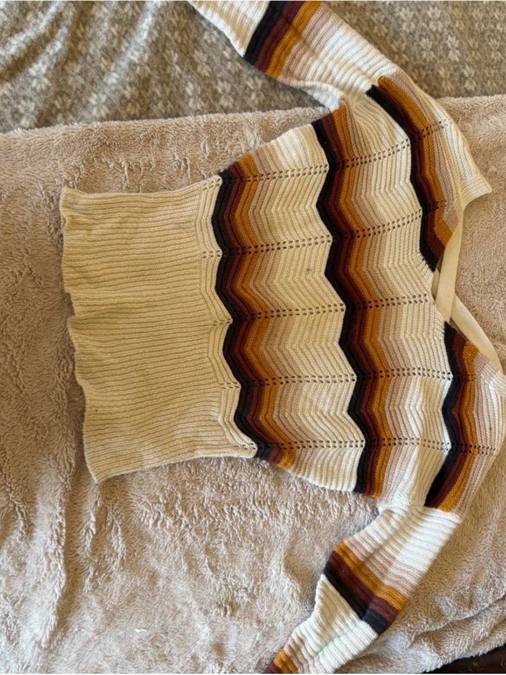 Abercrombie & Fitch Cream Sweater with Brown and Rust Chevron Stripes